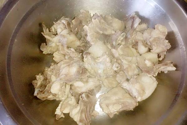 鸡骨架炖土豆的做法图解4