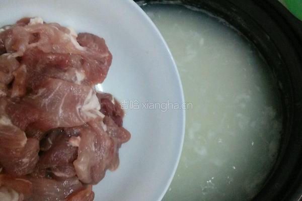 瘦肉皮蛋粥的做法图解7