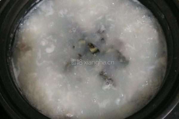 瘦肉皮蛋粥的做法图解8