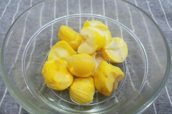 栗子山药粥的做法图解1