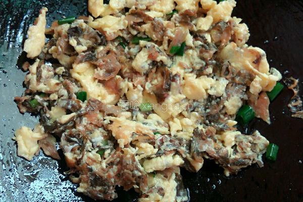 梅干菜炒鸡蛋的做法图解4