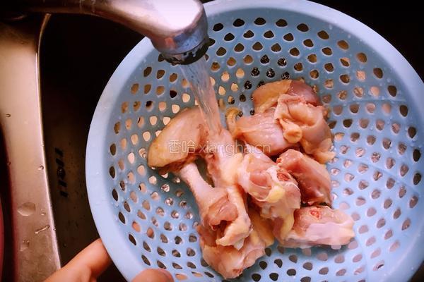 美味大盘鸡的做法图解1