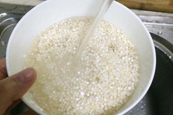 芒果椰汁西米露的做法图解3