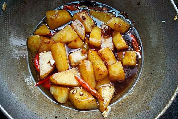 炒土豆块的做法图解7