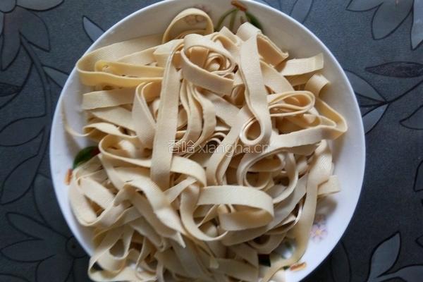 炒干丝的做法图解1