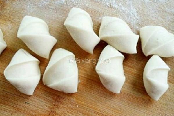 莲菜肉馅饺子的做法图解12