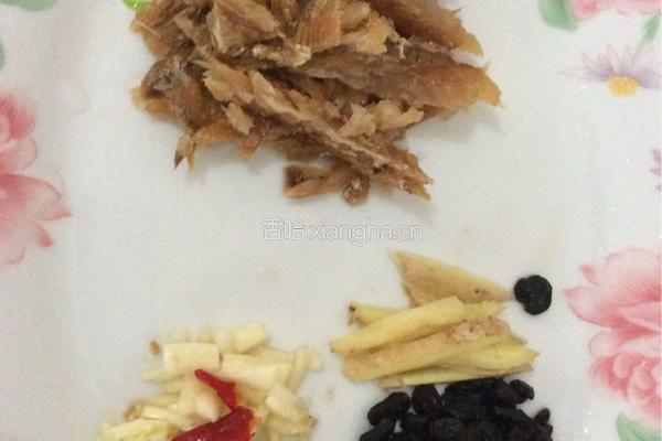 豆鼓鲮鱼炒麦菜的做法图解3