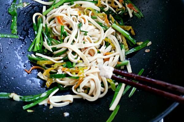 葱油豆腐皮的做法图解6
