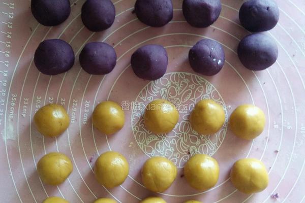 紫薯馅月饼的做法图解5