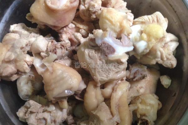 香菇土豆焖鸡块的做法图解3