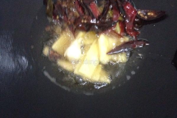 香菇土豆焖鸡块的做法图解5