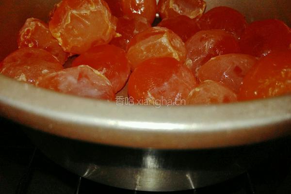 广式豆沙蛋黄月饼的做法图解3