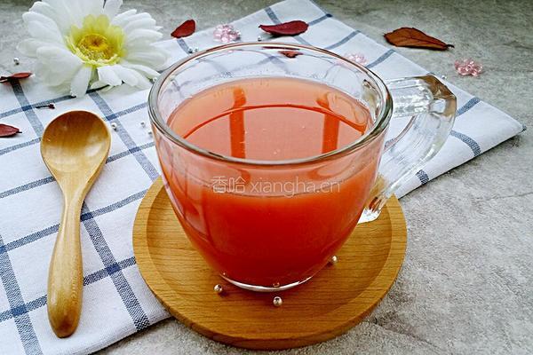 鲜榨西瓜雪梨汁的做法图解5