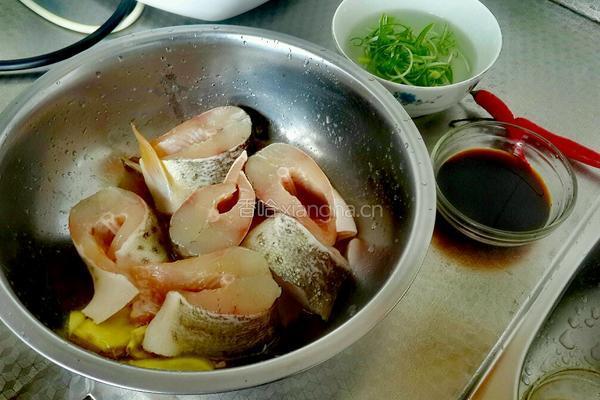 清蒸鱼块的做法图解4