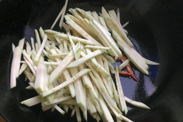 辣炒茄子丝的做法图解4