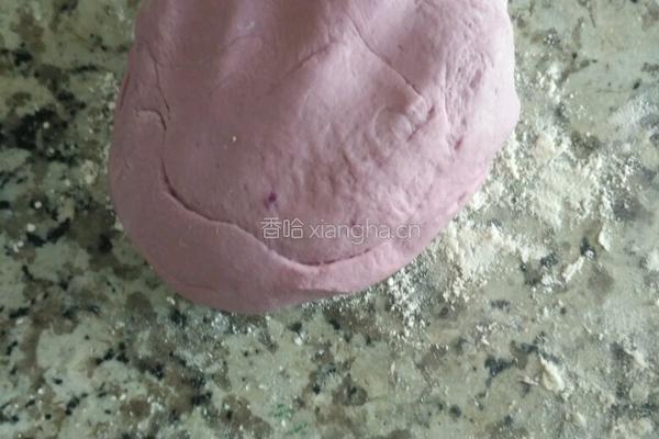 紫薯猪肉大葱饺子(紫薯皮)的做法图解2