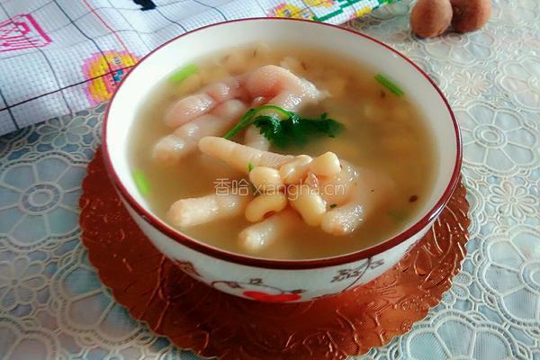 黄豆鸡脚汤的做法图解5