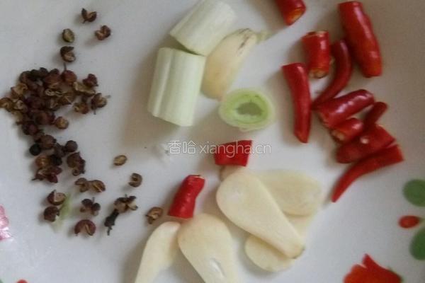 辣炒玉米鸡丁的做法图解4