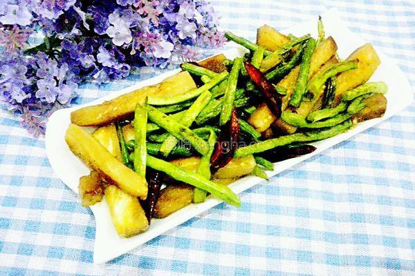 茄子炒豇豆的做法图解6