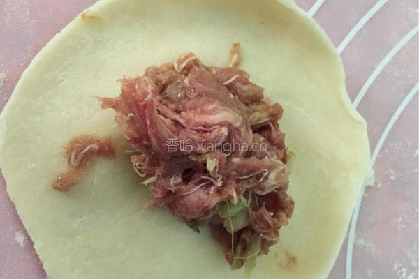 牛肉馅饺子的做法图解6