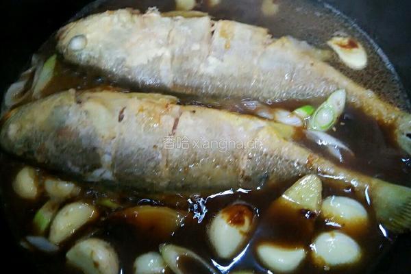 醋焖黄花鱼的做法图解5