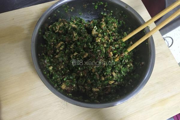 韭菜盒子(馅饼)的做法图解2