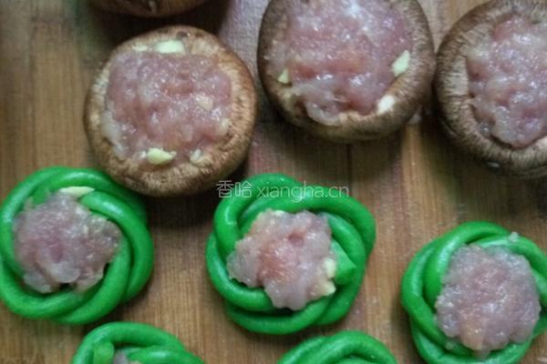 酿香菇酿豆角的做法图解3