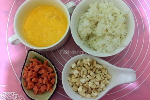鸡蛋炒米饭的做法图解1