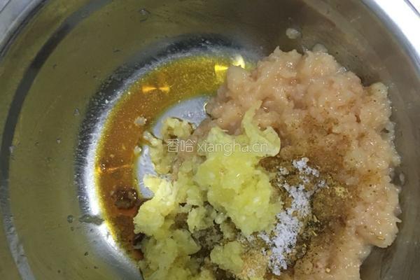 蒜蓉鸡肉火腿的做法图解3
