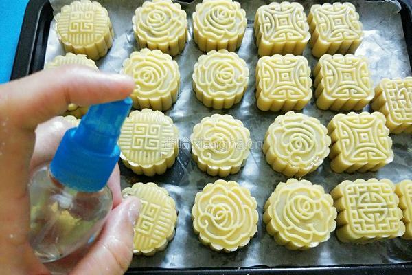 红豆馅月饼的做法图解10