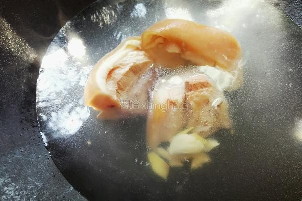 茄子红烧肉的做法图解3
