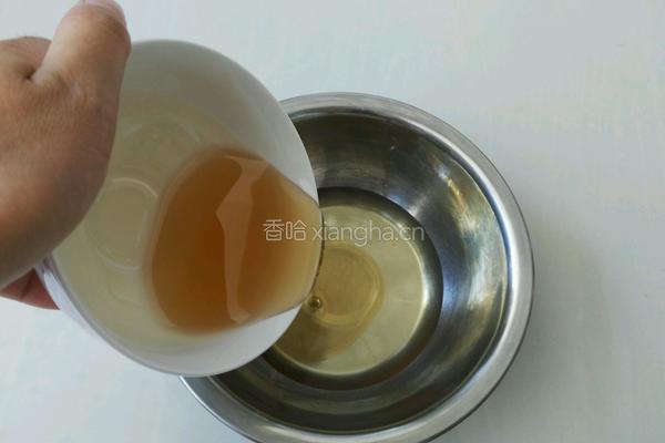 广式莲蓉月饼的做法图解2