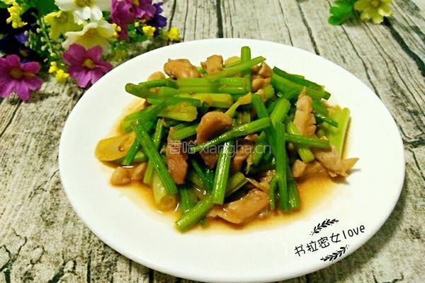 芹菜炒鸡肉的做法图解8