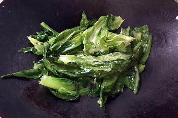 豆鼓鲮鱼油麦菜的做法图解5