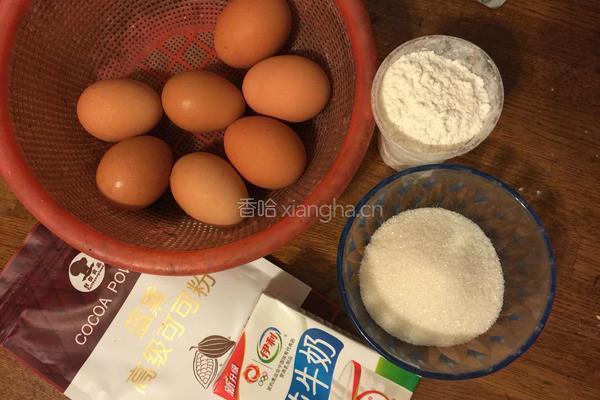 电饭锅巧克力蛋糕的做法图解1