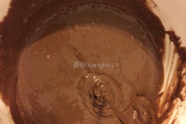 电饭锅巧克力蛋糕的做法图解7