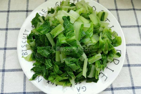 小白菜炒肉的做法图解2