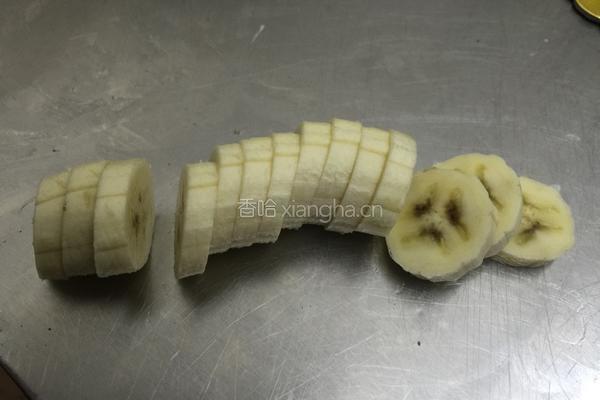 香蕉蛋糕的做法图解4