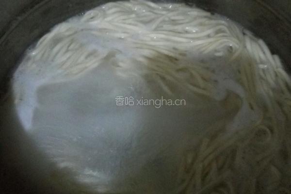 茄子西红柿卤面的做法图解6