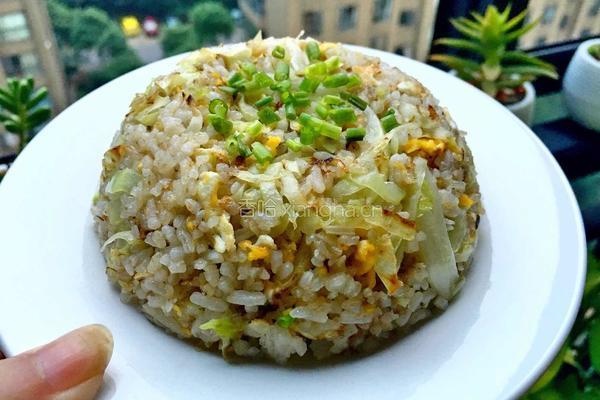 卷心菜炒饭的做法图解8