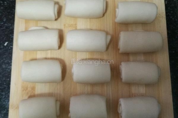 蛋黄酥的做法图解7