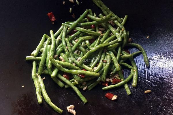 肉炒豇豆的做法图解9