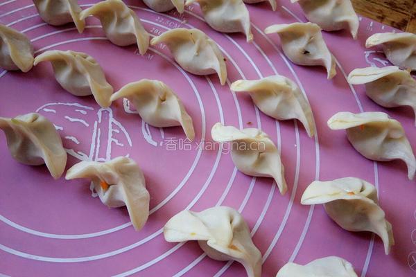 胡萝卜豆腐饺子的做法图解9