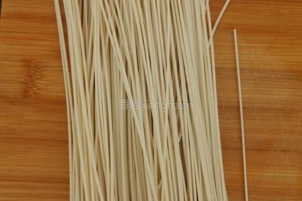 西红柿鸡蛋挂面的做法图解4