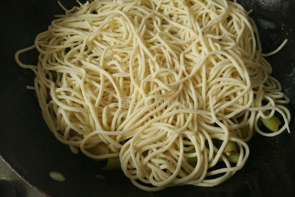 土豆豆角焖面的做法图解8