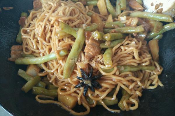 土豆豆角焖面的做法图解9