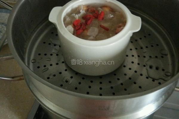 燕窝银耳莲子羹的做法图解8