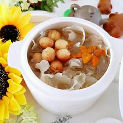 燕窝银耳莲子羹的做法[图]