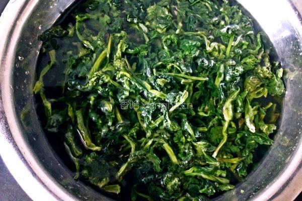 香肠菜饭的做法图解2