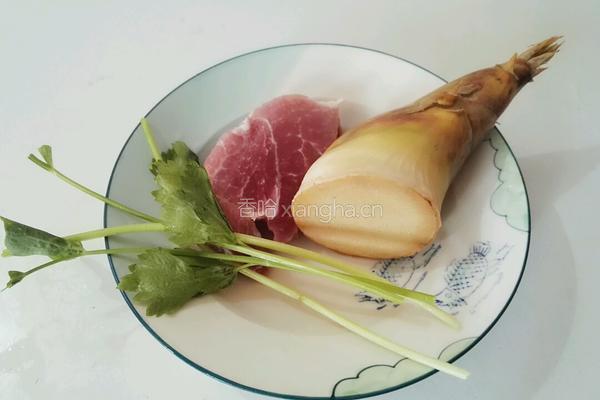 竹笋汤的做法图解1